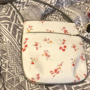 Kenneth Cole Reaction small satchel purse